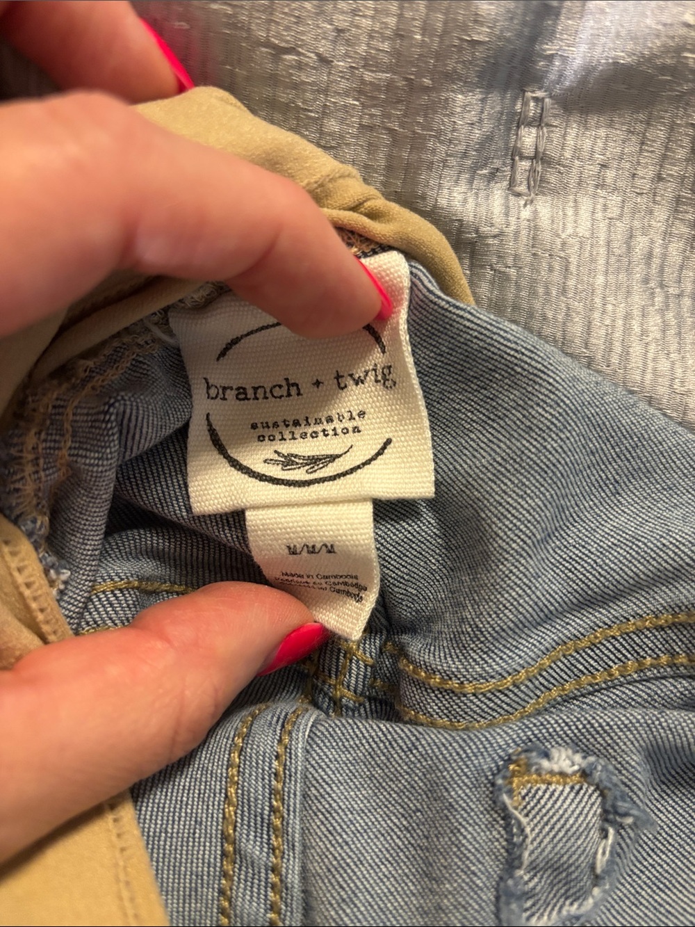 6 pairs of Maternity Blue Jeans/Jeggings with Stretch Waistband, EUC - Picture 14 of 16